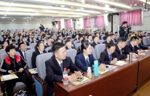 西安體育學(xué)院附屬競(jìng)技體育學(xué)校