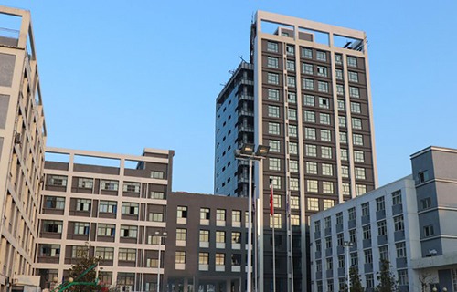 安康育英中等職業(yè)學(xué)校