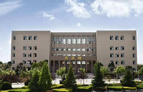 西安市培華高級(jí)職業(yè)中學(xué)