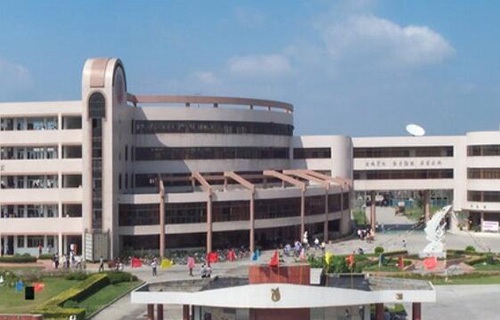 海鹽縣商貿(mào)學(xué)校