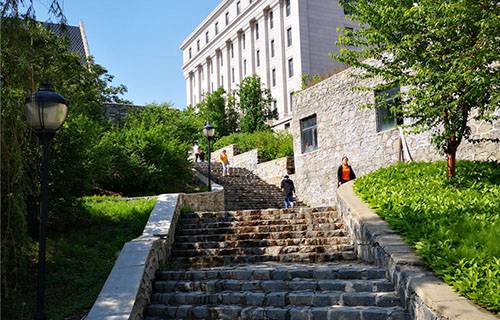 西和西峪電腦學校