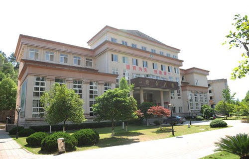 松陽縣職業(yè)中等專業(yè)學(xué)校