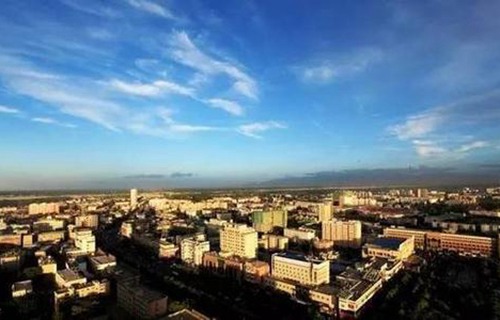 原平市英才中學(xué)(職教班)