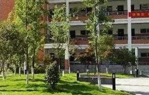 青田職業(yè)技術(shù)學(xué)校