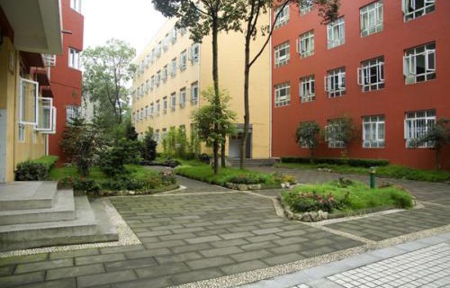 漢中育才科技職業(yè)技術(shù)學(xué)校