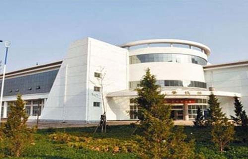 甘肅經(jīng)濟學(xué)校