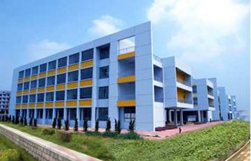 巴音郭楞蒙古自治州衛(wèi)生學(xué)校