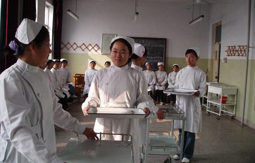 延安市衛(wèi)生學(xué)校