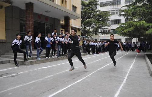 蘭州鐵路技師學(xué)院