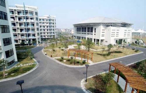 杭州商貿(mào)職業(yè)高級(jí)中學(xué)