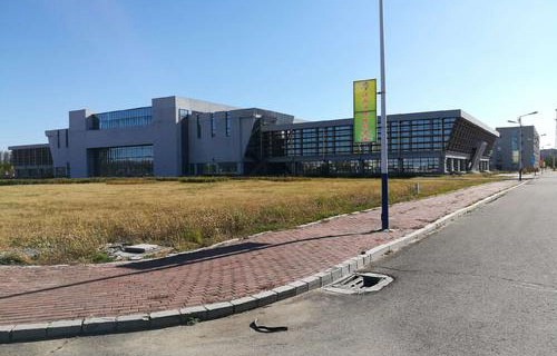 伊犁州職業(yè)中專學(xué)校