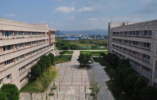 奎屯市職業(yè)中等專業(yè)學校