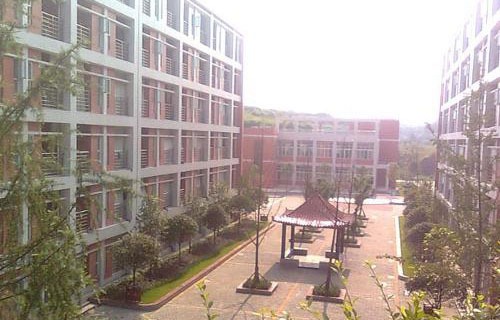 寧波奉化區(qū)技工學校