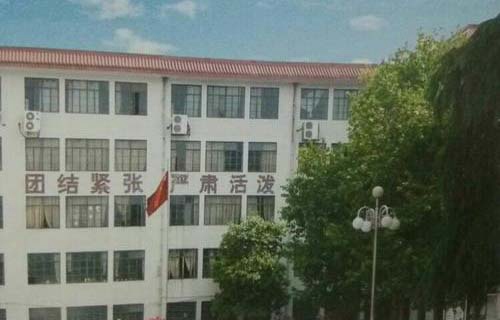 甘肅經(jīng)濟貿(mào)易學校