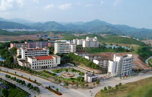 運(yùn)城市農(nóng)業(yè)機(jī)電工程學(xué)校