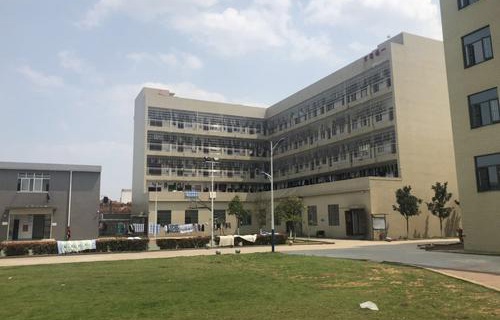 白銀職業(yè)中等專業(yè)學校