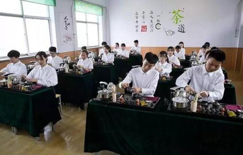 山西省運(yùn)城關(guān)圣旅游學(xué)校（民辦）