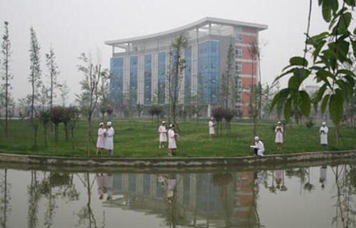 岐山縣中等衛(wèi)生職業(yè)學(xué)校