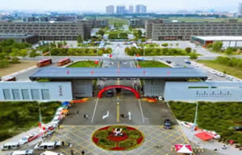 太原大學(xué)附屬職業(yè)中學(xué)