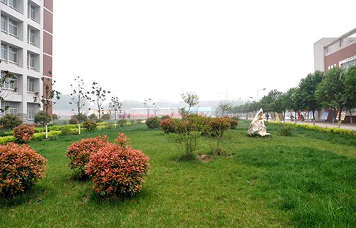 寶雞市前進(jìn)藝術(shù)學(xué)校