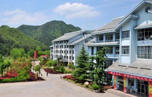 縉云工藝美術(shù)學校