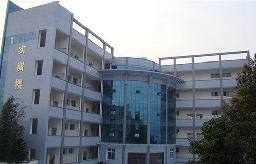 衢州工貿(mào)職業(yè)技術(shù)學(xué)校