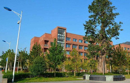 衢州市行知女子職業(yè)學(xué)校