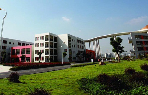 湖州藝術(shù)與設(shè)計(jì)學(xué)校