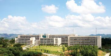 臺州市路橋職業(yè)技術(shù)學(xué)校