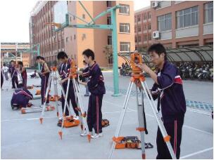 嘉興建筑工業(yè)學(xué)校