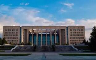 西安秦隆職業(yè)專修學(xué)校