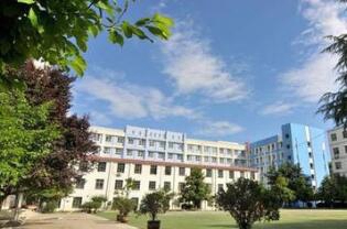 長嶺技工學(xué)校