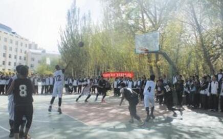 格爾木市職業(yè)中學