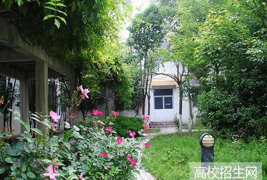 民辦萬博科技職業(yè)學院