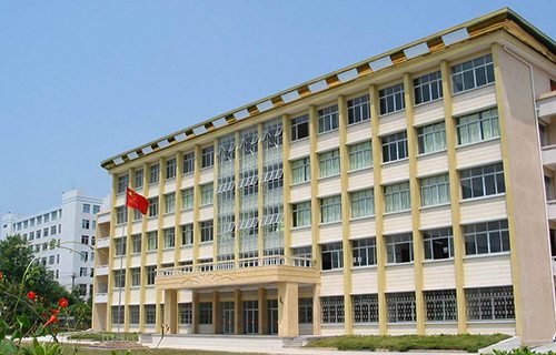 安達市衛(wèi)生學校