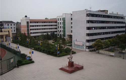 蒙城縣莊周高級職業(yè)中學