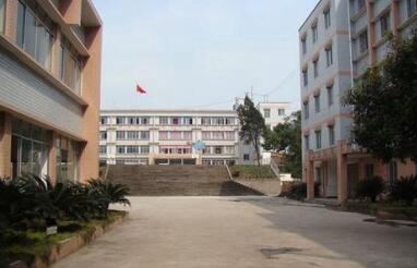 溫州市鹿城藤橋職業(yè)學校