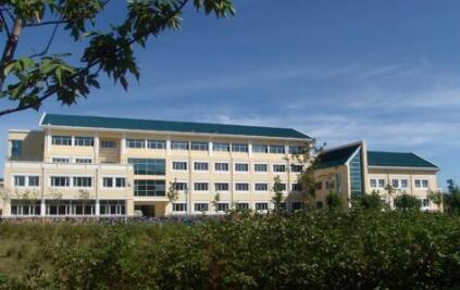 哈爾濱現(xiàn)代醫(yī)護衛(wèi)生學校