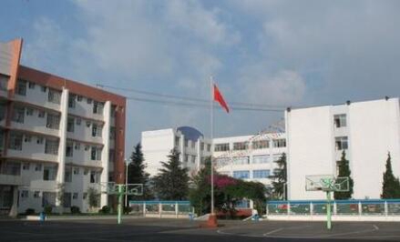 黑龍江省貿(mào)易經(jīng)濟(jì)學(xué)校