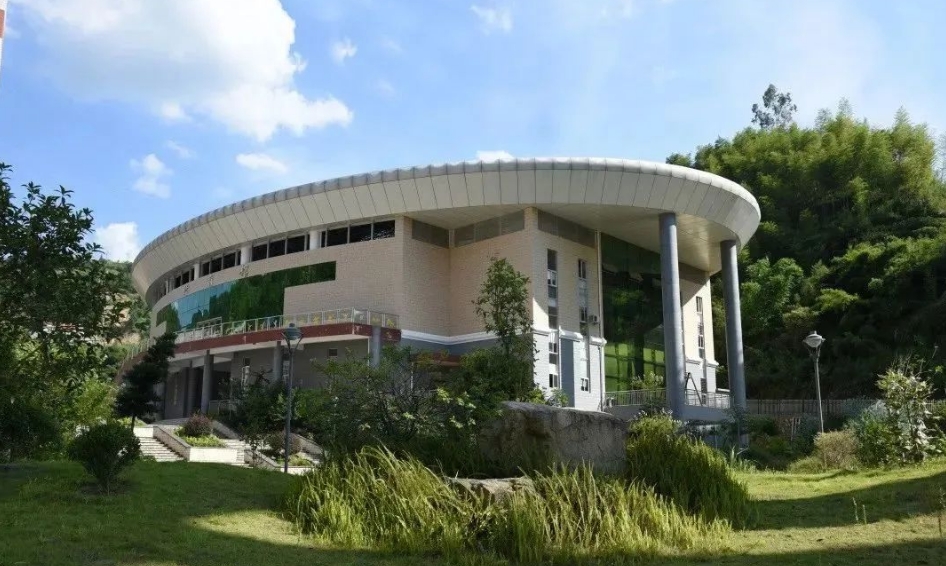 福建中職升學(xué)資訊：福建九地市中職升學(xué)率排名第一的學(xué)校來(lái)了!