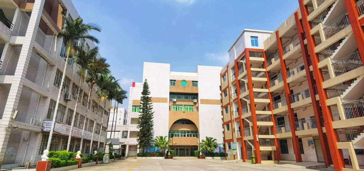 泉州市泉中職校三年制中職征求志愿批次名額及征求志愿填報(bào)指南